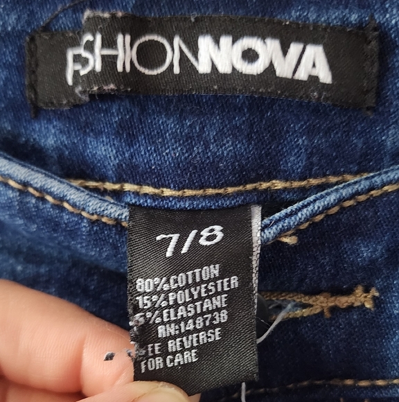 Distressed Blue Jeans - Picture 3 of 4